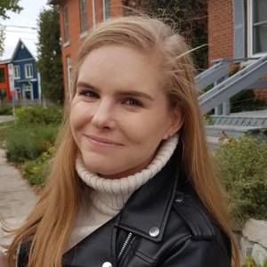 Meet your Posher, Valerie